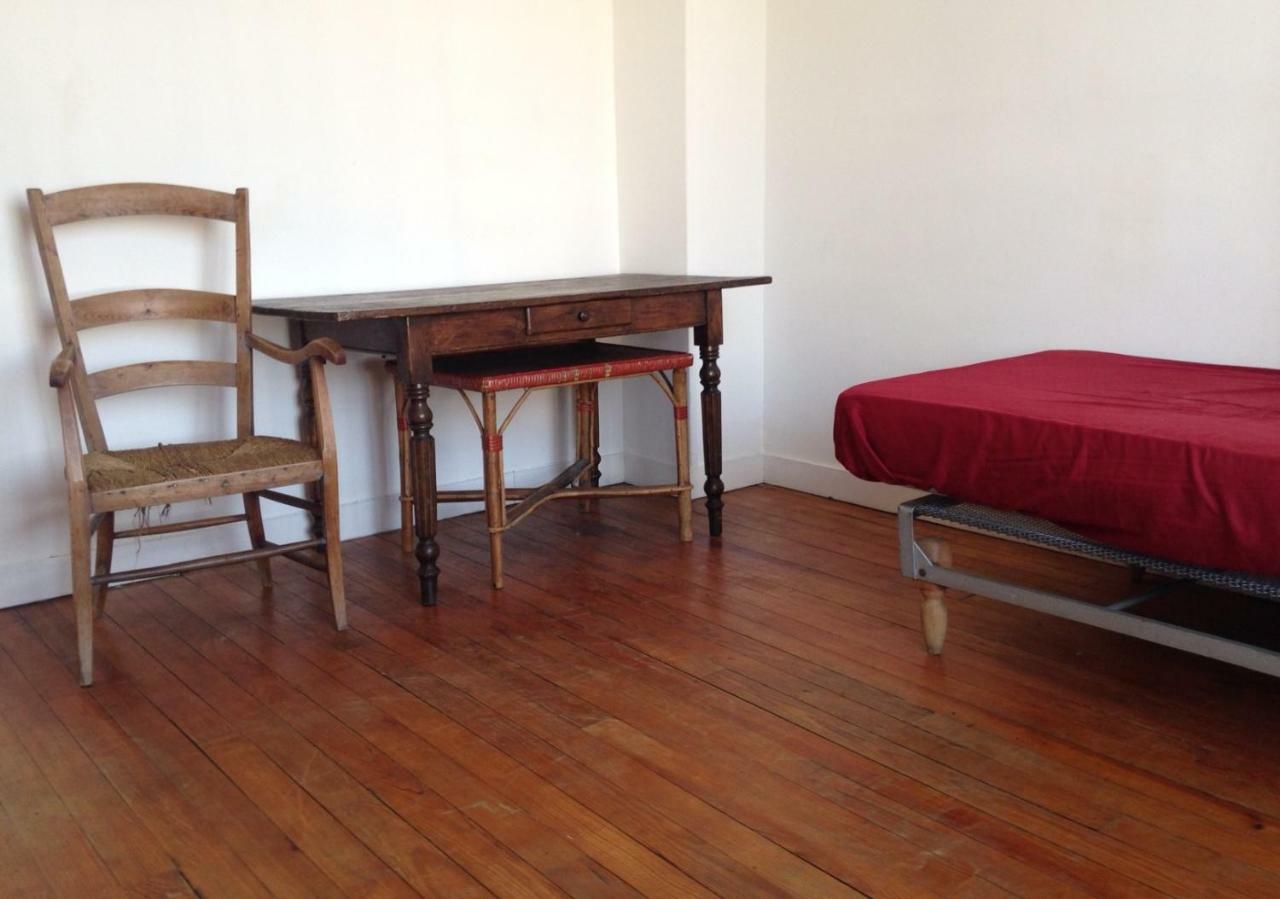 Chambres Meublees Chez L'Habitant Dans Appartement Proche Gare Sncf Creil Εξωτερικό φωτογραφία